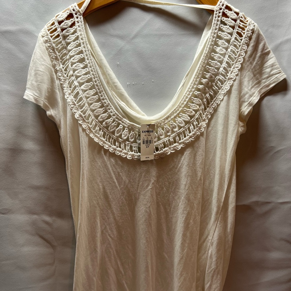 🍉Express‎ Cream Short Sleeve Draped Blouse